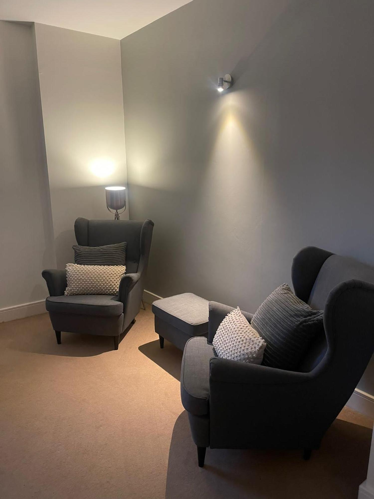 #St Georges Court By Derbnb, Spacious 2 Bedroom Apartments, Free Parking, Wi-Fi, Netflix & Within Walking Distance Of The City Centre Derby Exterior foto